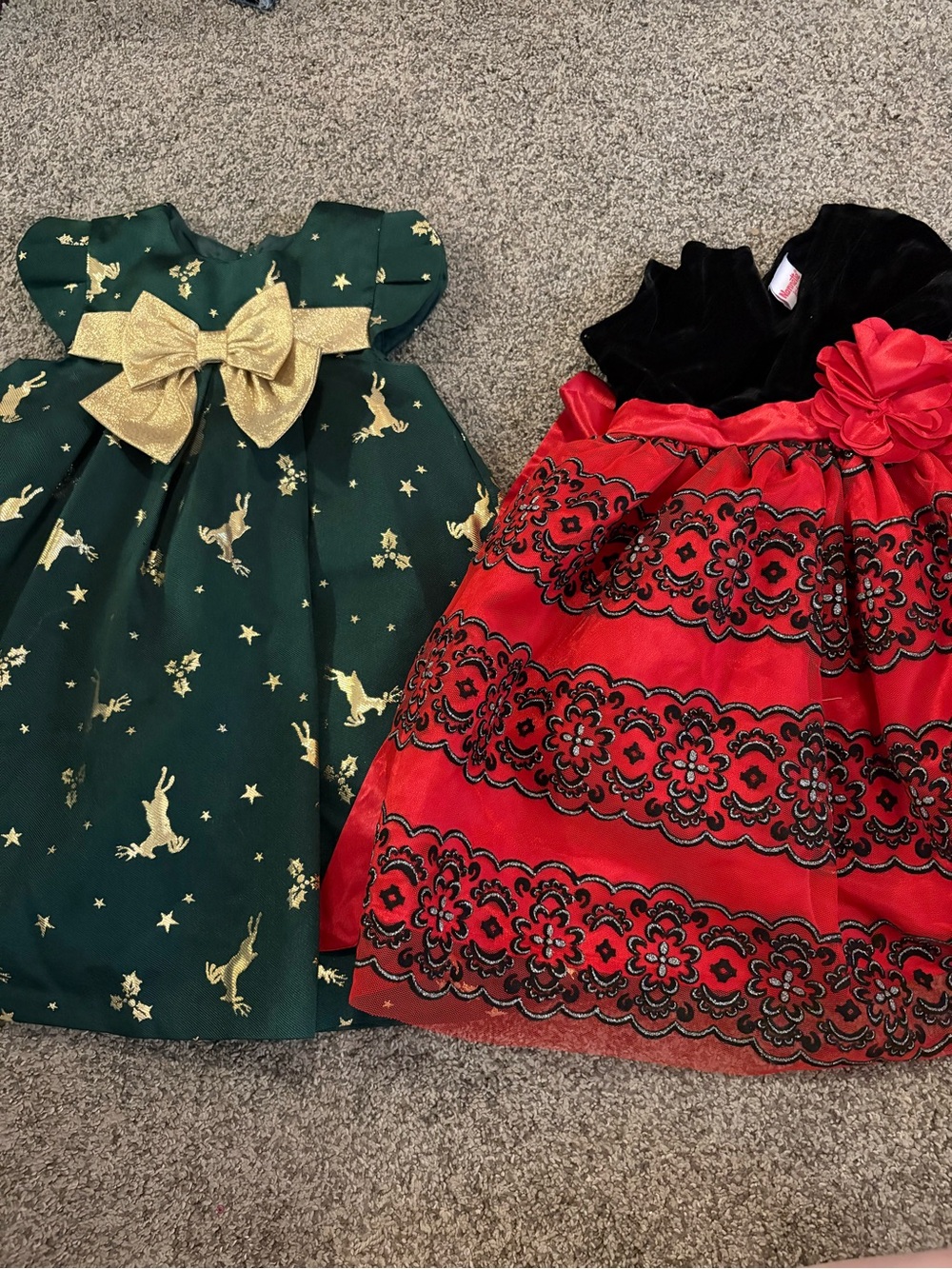 2T Holiday Girls' Dresses - Green Gold Bow & Red Black Floral